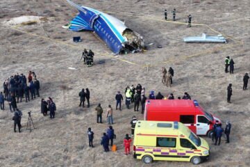 Azerbaiyán señala a Rusia por el derribo de su avión y exige disculpas