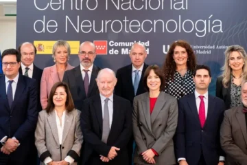 El acuerdo para crear el Centro Nacional de Neurotecnología se firma con discrepancias entre Viciana y Morant