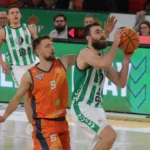 La calidad en el triple marca la diferencia (74-68)