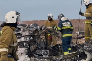 Rusia derribó el avión estrellado en Kazajistán