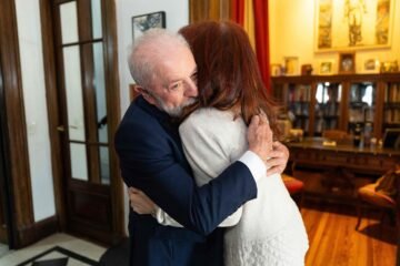 Lula da Silva planta a Milei en Buenos Aires en el almuerzo de gala y visita a Cristina Kirchner