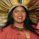 Sonia Guajajara, ministra de los Pueblos Indígenas de Brasil: «El legado de los políticos de extrema derecha ha sido la violación de derechos ya garantizados»