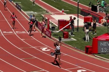 Kipyegon y Chebet destrozan los récords mundiales de 1.500 y 5.000 en Oregon