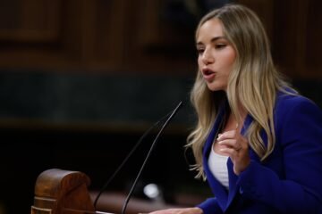 El PP elimina la vicesecretaría de Noelia Núñez y encarga el área de inmigración al inventor de la marca Vox