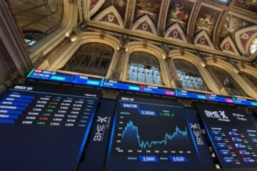 Las Bolsas europeas aceleran los recortes ante el aumento de las presiones arancelarias