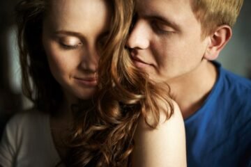 Demuestran que las mujeres emiten un ‘perfume sutil’ que altera la conducta de los hombres