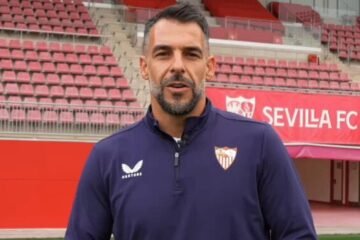 Álvaro Negredo formará parte del cuerpo técnico del División de Honor Juvenil del Sevilla FC