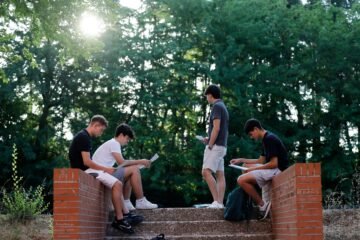 Las angustiosas consecuencias de que las comunidades no den todas el mismo día las listas de admitidos en sus universidades