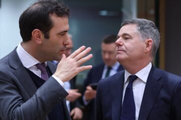 El ministro de Economía Carlos Cuerpo se retira de la carrera para presidir el Eurogrupo y deja el camino libre a Donohoe
