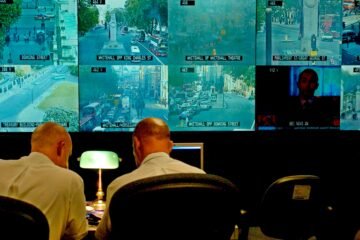 Veinte años de los atentados del 7J en Londres en una serie: terror, paranoia y cámaras de vigilancia 