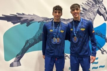 Los sevillanos Cristóbal Vargas y Carlos González suman tres metales para la historia en el Europeo júnior de natación