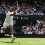 Todos quieren ser como Djokovic, en cuartos tras remontar ante De Miñaur: «Se ha pasado el juego»