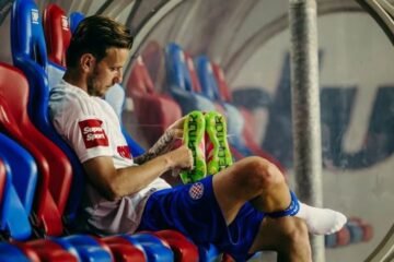 Ivan Rakitic confirma que se retira del fútbol