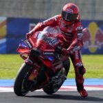 Victoria incontestable de Marc Márquez, que ya acaricia el Mundial