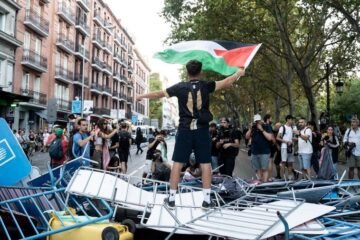 Última hora y reacciones a la cancelación de La Vuelta a España en Madrid por las protestas propalestinas, en directo hoy