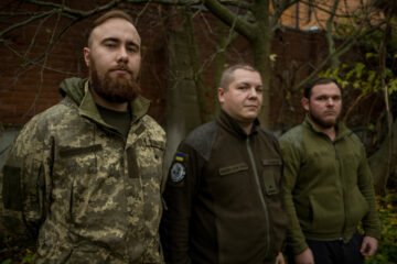 El peor trabajo de la guerra de Ucrania: «El problema no es comunicar que alguien ha muerto, sino que alguien ha desaparecido»