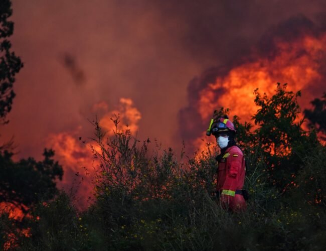 De las sequías a las inundaciones e incendios: los 51 riesgos clave para España ligados al calentamiento
