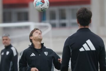 Almeyda, del aprecio a Simeone, a las ganas de ganar al Atlético de Madrid: «Son los mejores partidos para jugar»