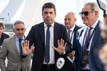 El PP ve un punto de inflexión en el funeral en la continuidad de Mazón: “Se tiene que ir, cuanto antes mejor”