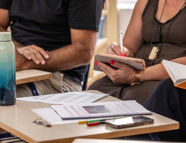 El bienestar de los profesores como urgencia nacional