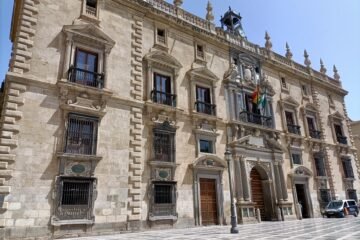Condenado a ocho años y medio de cárcel por abusar del hijo menor de edad de su pareja en Granada