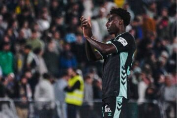 Corralejo y Bladi suman 24 canteranos que debutan en la etapa de Pellegrini en el Betis