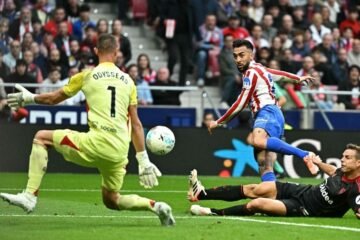 La oscuridad invernal alumbra la cruda realidad del Sevilla