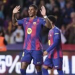 Victoria gris y con Lamine ausente