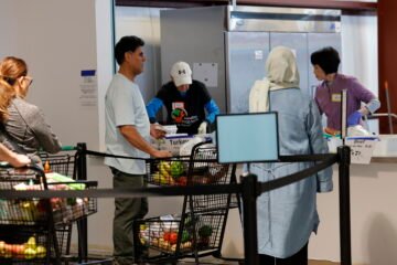 Más de 40 millones de estadounidenses, en vilo por la posible interrupción de los subsidios alimentarios