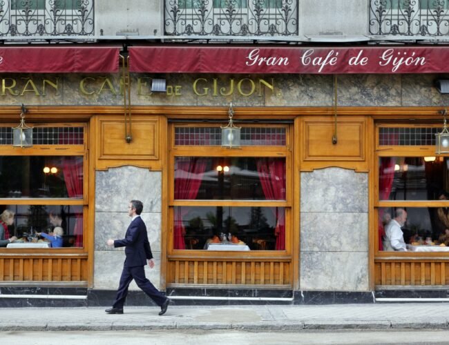 Ultimo adiós al Café Gijón