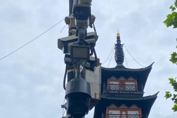 Cosmopolita por fuera, intolerante por dentro: entre los rascacielos y la censura de Shanghai