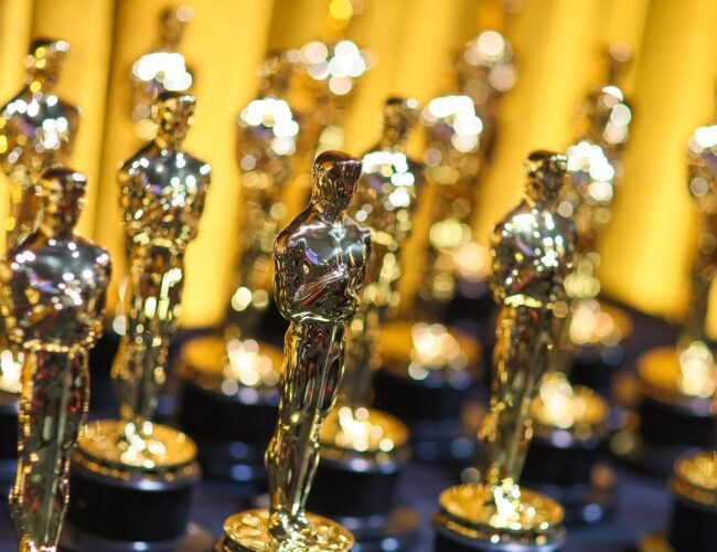 La española ‘Sirât’, con cinco nominaciones, y la argentina ‘Belén’, preseleccionadas para los Oscar por la Academia de Hollywood