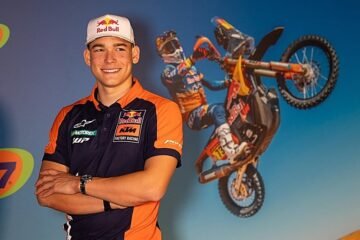 Édgar Canet, flamante perla española de las motos: «El Dakar te saca totalmente de tus casillas»