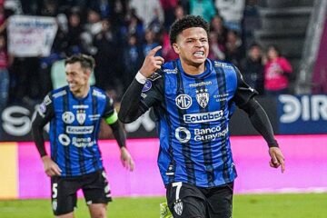 La revalorización de Patrik Mercado se lo pone difícil al Sevilla FC