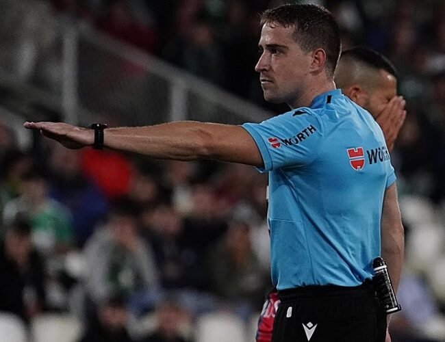 Sesma Espinosa dirigirá el Alavés – Sevilla de la Copa el Rey