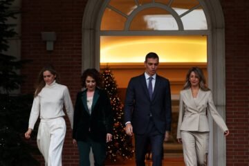 Las ministras de Seguridad Social y de Trabajo preparan las medidas que no exigen el aval del Parlamento para cumplir el mandato de Sánchez