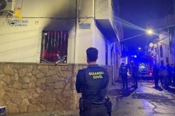 La justicia investiga como violencia de género la muerte de una mujer en un incendio