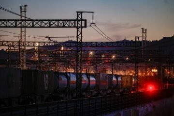 El caos ferroviario golpea al transporte de mercancías con Europa. “La alternativa del camión está colapsada”
