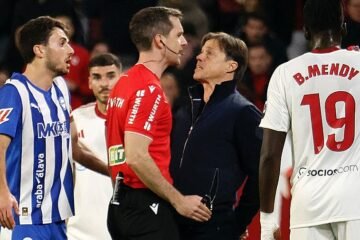 Almeyda, expulsado y presa de los nervios y la impotencia ante el arbitraje de Iosu Galech