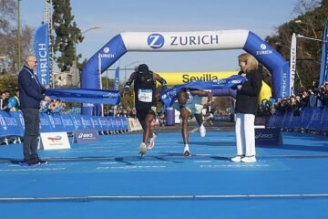 Shura Kitata se impone en un histórico Zurich Maratón de Sevilla de foto finish