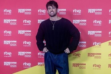 Así es Mikel Herzog Jr, el cantante del Benidorm Fest que concursó en ‘La Voz’ y en ‘Tu cara me suena’ 