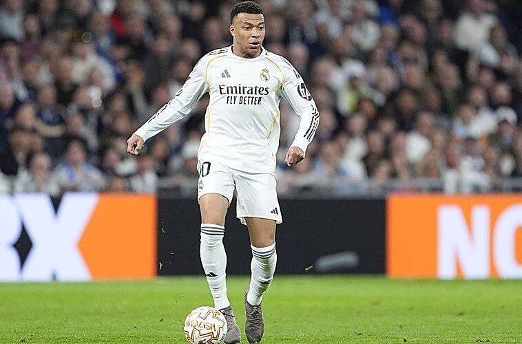 El Madrid confundió las rodillas de Mbappé cuando le diagnosticaba de su lesión