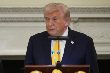 Donald Trump tacha a la OTAN de «cobardes» por no respaldar su petición de apoyo militar frente a Irán