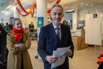 El socialismo mantiene la alcaldía de París: «La capital será el corazón de la resistencia»