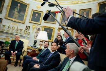 ‘Una Casa Blanca’: el surrealismo de la administración Trump en formato ‘podcast’ 