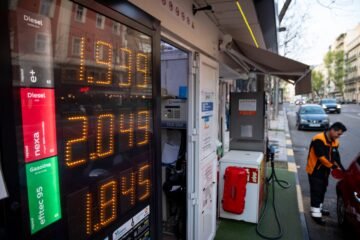 La inflación en la zona euro escala hasta el 2,5% en marzo por el encarecimiento de los combustibles