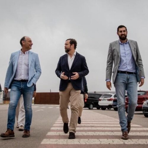 “La dirección nos presionó para que echáramos a Espinosa de los Monteros”, asegura un exdirectivo de Vox