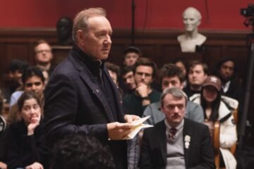 La Inquisición ya no viste de negro, ahora es colorida 