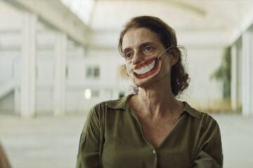 El coraje de reír ante la muerte