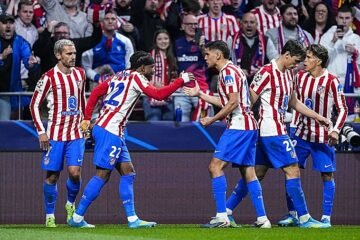 El Atlético sobrevive a la épica del Barça
